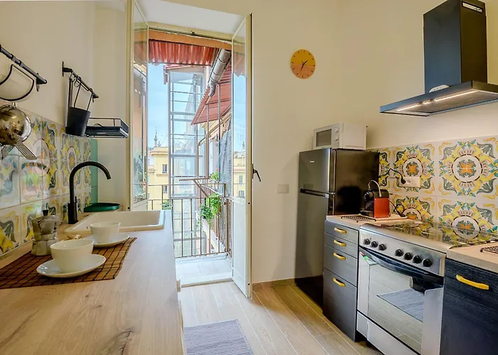 Candia Cento Vatican Museums Apartment Rom